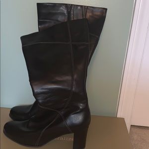 Size 12W Boots